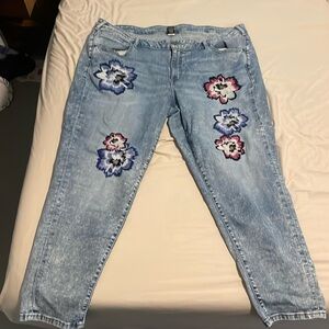 Lane Bryant Embroidered Floral Boyfriend Jeans, Skinny Leg, Size 26